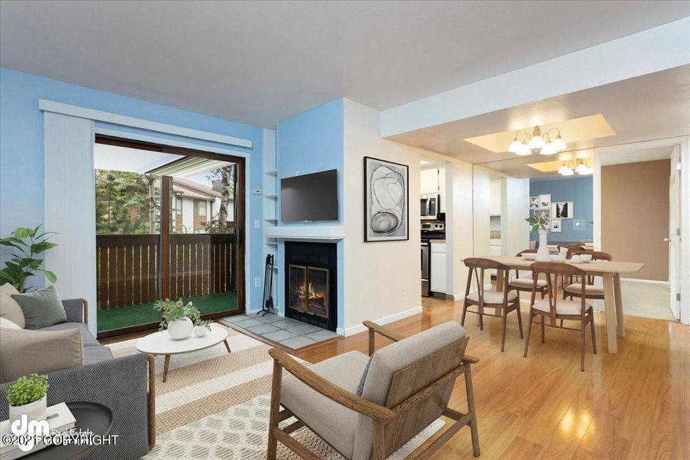 Living & Dining Area