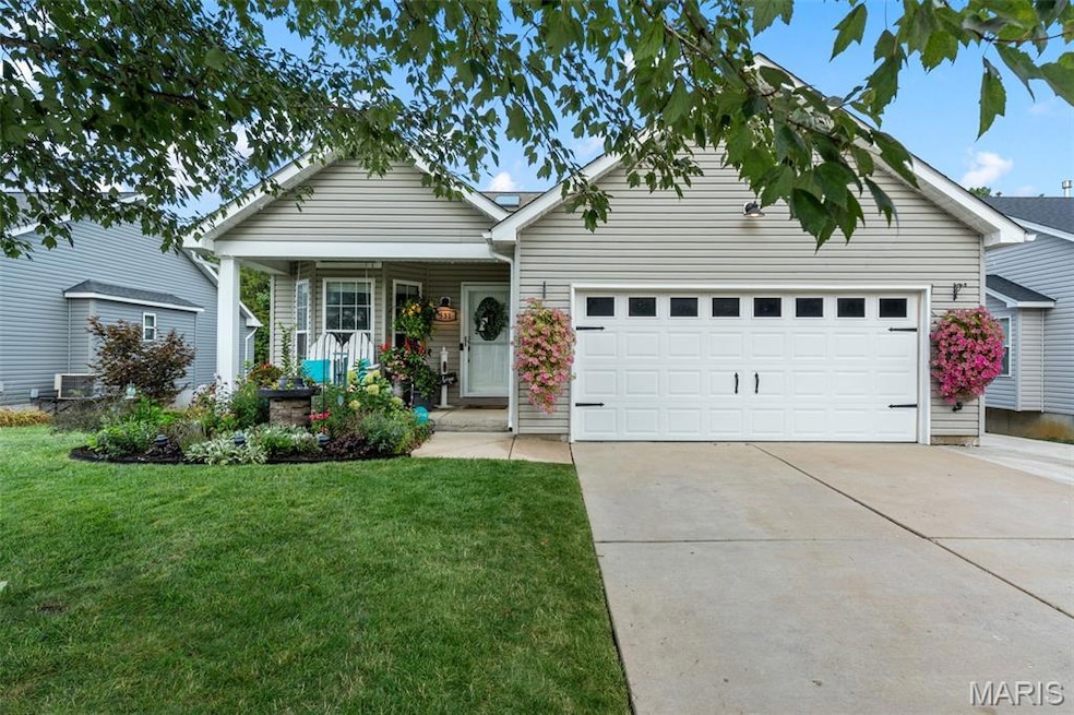 531 Indian Lake Dr, Wright City, MO 63390 - photo 1