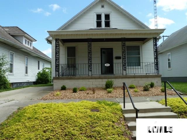 204 Decatur St, Lincoln, IL 62656 - photo 1