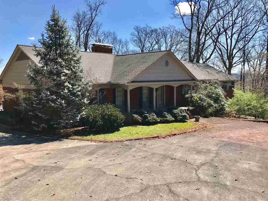 1336 Dougherty Dr, Morristown, TN 37814 - photo 1