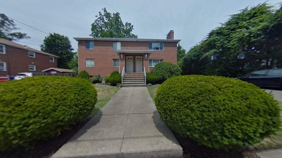 19 Ashmont Ave unit 1, Newton, MA 02458 - photo 1