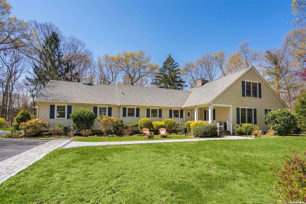 Presenting 4 Horse Shoe Path in the Fiddlers Green