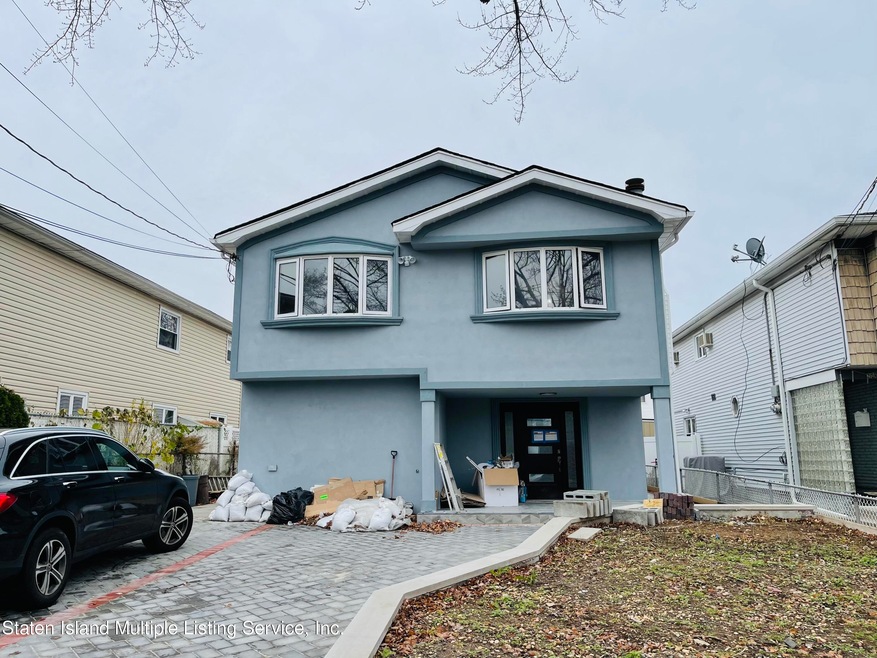 252 Abingdon Ave, Staten Island, NY 10308 - photo 1