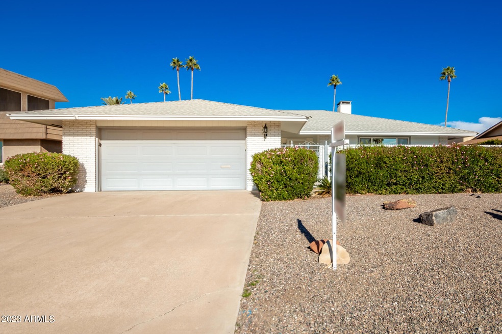 10614 W Cameo Dr, Sun City, AZ 85351 - photo 1