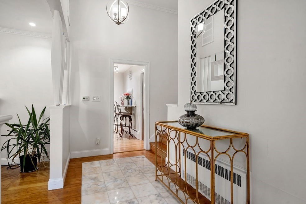 520 E Central St, Franklin, MA 02038 - photo 1