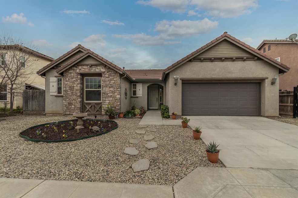 7389 E Redlands Ave, Fresno, CA 93737 - photo 1