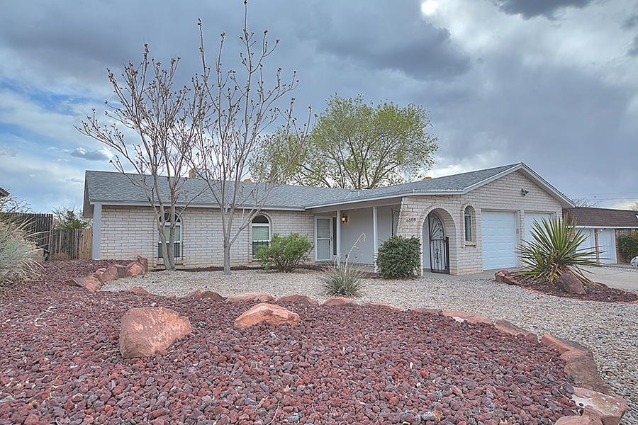 6608 Esther Ave NE, Albuquerque, NM 87109 - photo 1