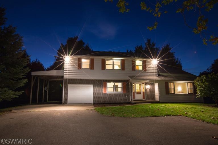 9871 Clyde Park Ave SW, Byron Center, MI 49315 - photo 1