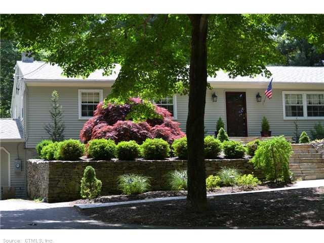 166 Chestnut Hill Rd, Killingworth, CT 06419 - photo 1