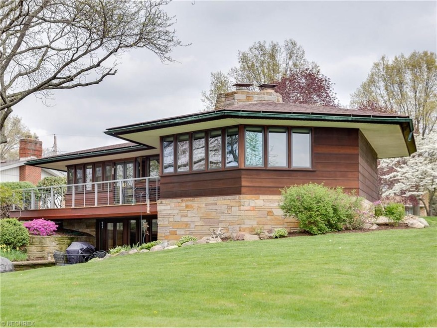 Welcome to 50 Whitefriars on Portage Lakes*