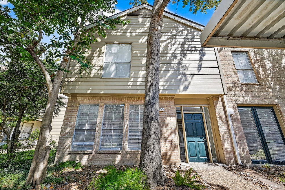 2100 Tanglewilde St unit 195, Houston, TX 77063 - photo 1
