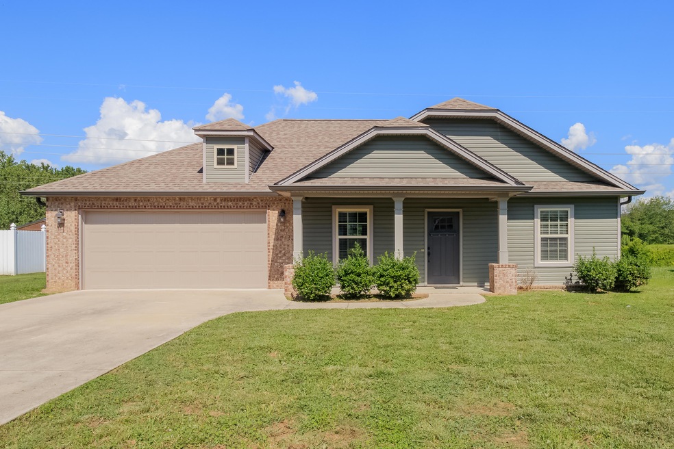 29 Quail Run, LaFayette, GA