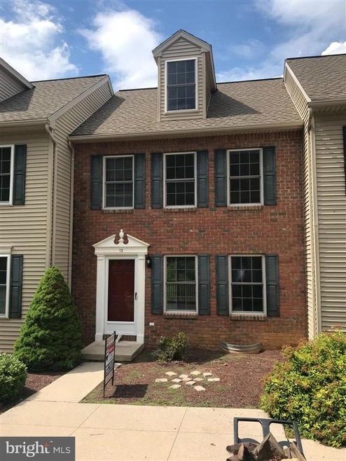 13 Weiser Ct unit 13, Womelsdorf, PA 19567 - photo 1