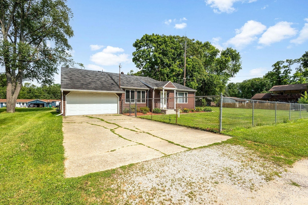 7733 Hudson Blvd, New Carlisle, IN 46552 - photo 1