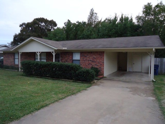 169 Stone Dr, Lufkin, TX 75904 - photo 1