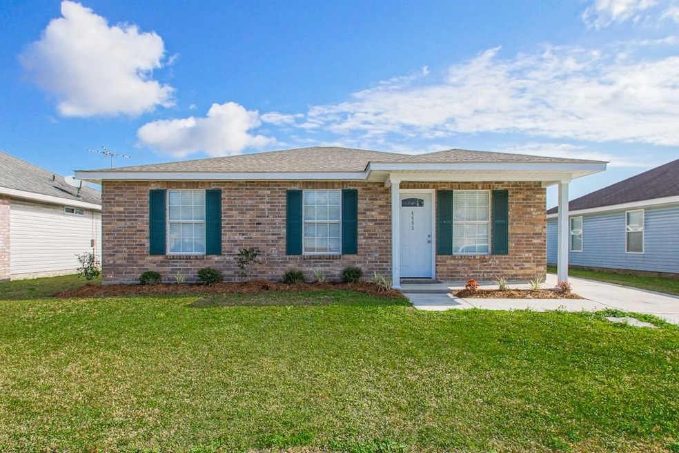 4605 Bayou Des Familles Dr, Marrero, LA 70072 - photo 1