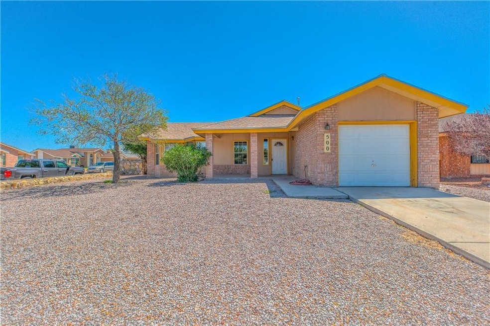 500 Velia Ct, Horizon City, TX 79928 - photo 1