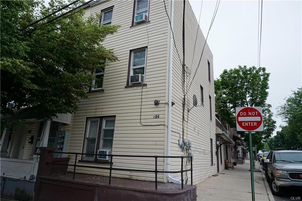 384 W Washington St, Allentown, PA 18102 - photo 1