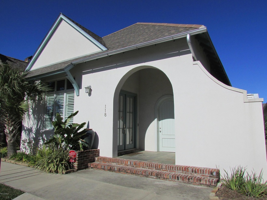 Front View, Side Angle
