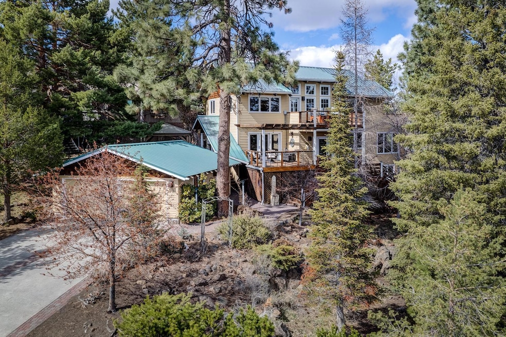 30 NW Wilmington Ave, Bend, OR 97701 - photo 1