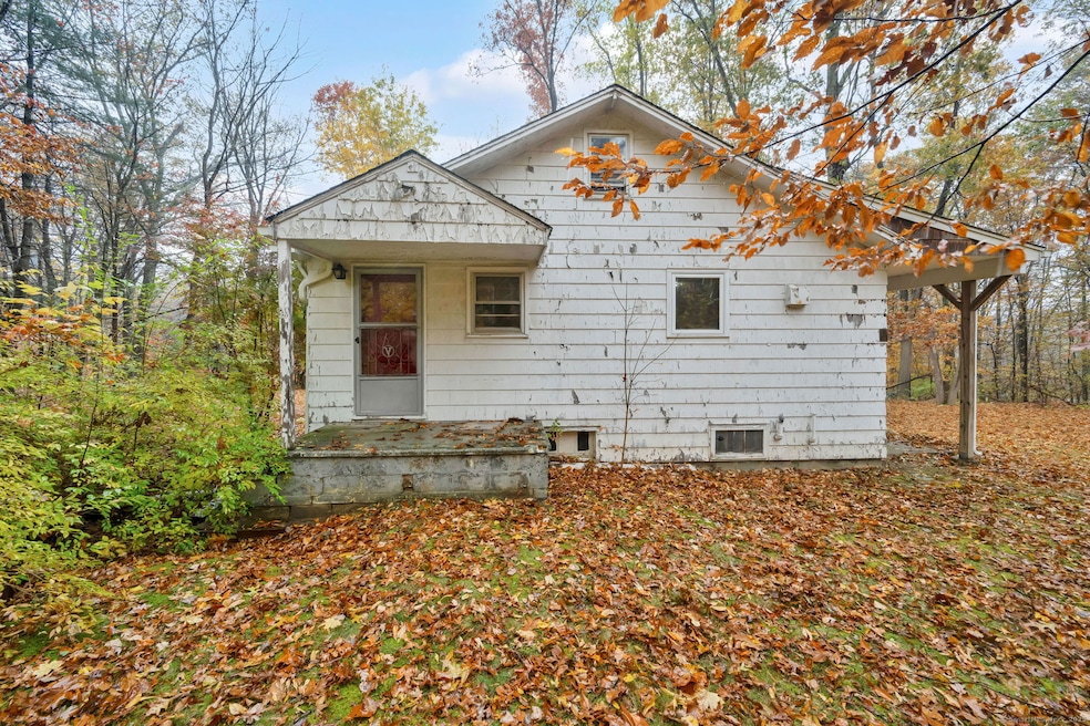 Pending $249,900 • Co-Listing Agent