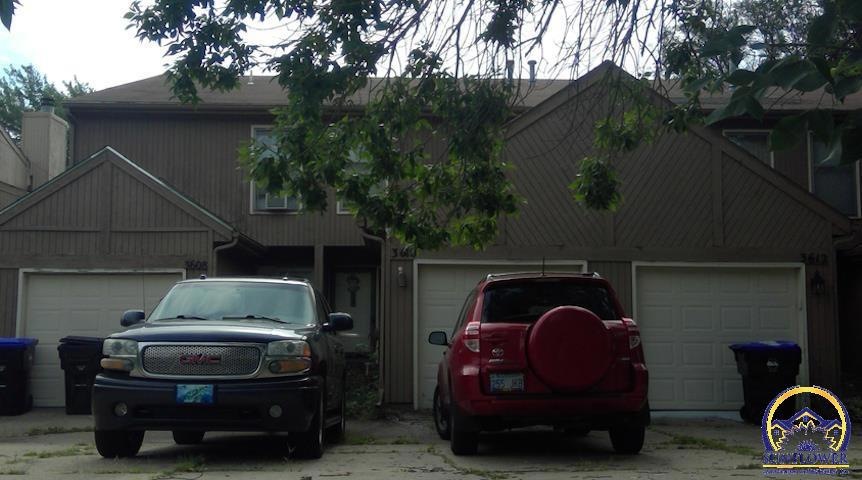 3610 SW Skyline Pkwy, Topeka, KS 66614 - photo 1