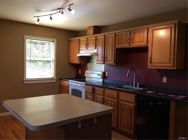 368 Bear Ridge Rd, Pleasantville, NY 10570 - photo 1