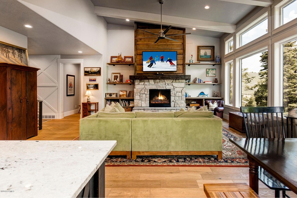 485 Parkview Drive Park City-001-082-Par