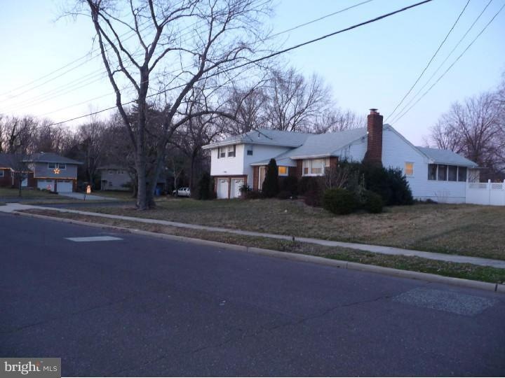 126 Weather Vane Dr, Cherry Hill, NJ 08002 - photo 1