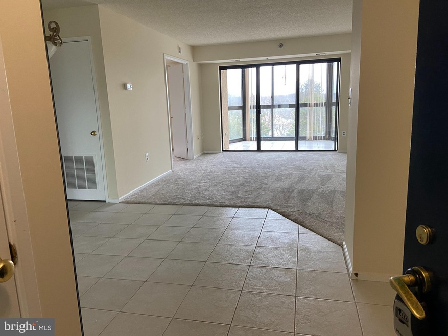 The Fairways unit 6512, Silver Spring, MD 20906 - photo 1