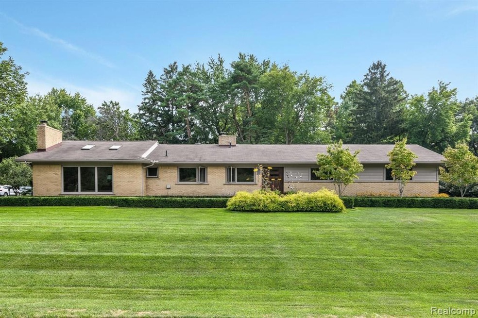 3-web-or-mls-978 North Reading Road - Bloomfield H