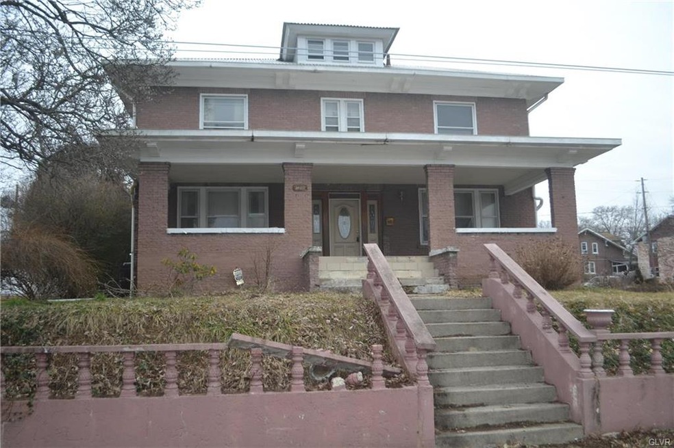 779 E Washington St, Allentown, PA 18109 - photo 1
