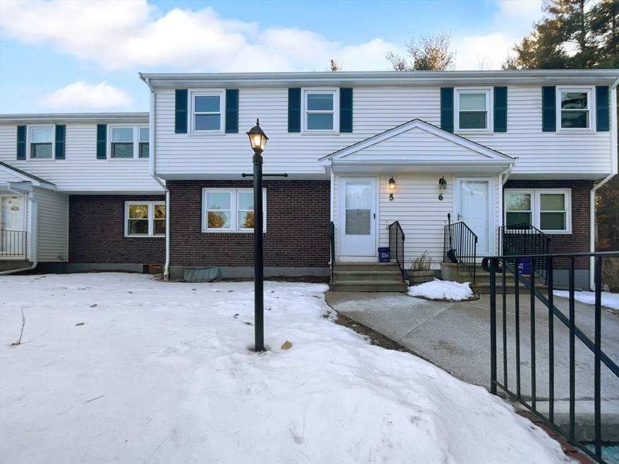 145 Burt St unit 5, Norton, MA 02766 - photo 1