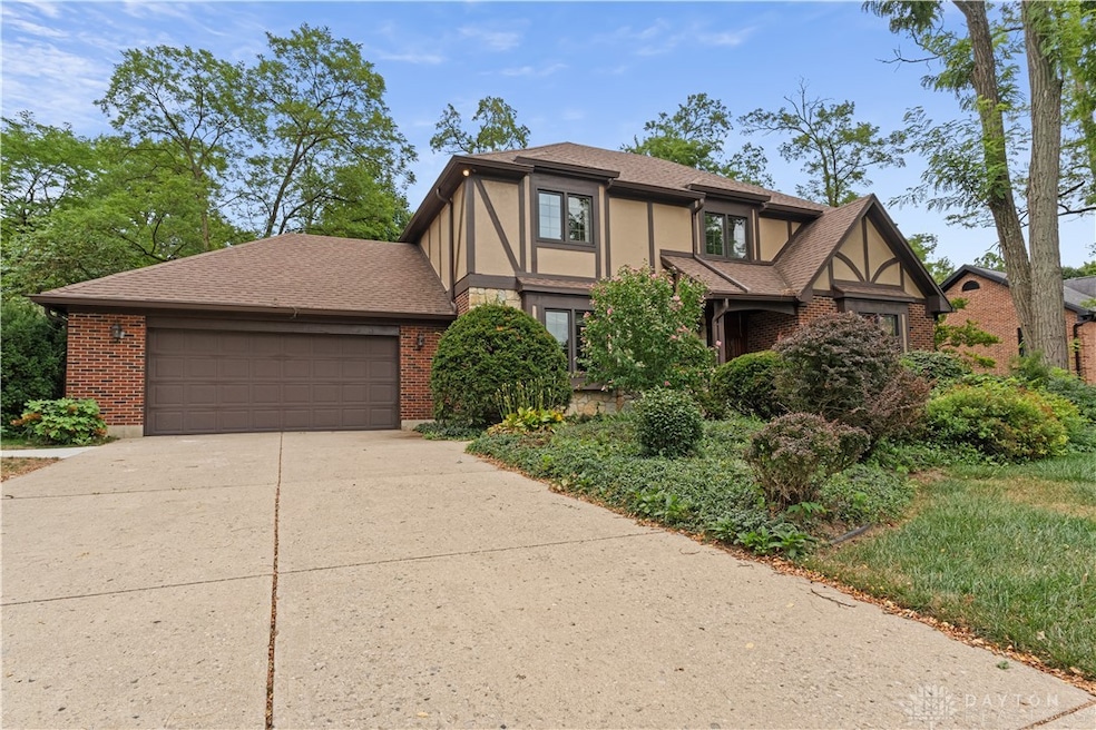 Under Contract $435,000 • Co-Listing Agent