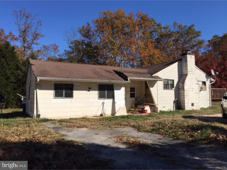 790 Magnolia Rd, Southampton, NJ 08088 - photo 1
