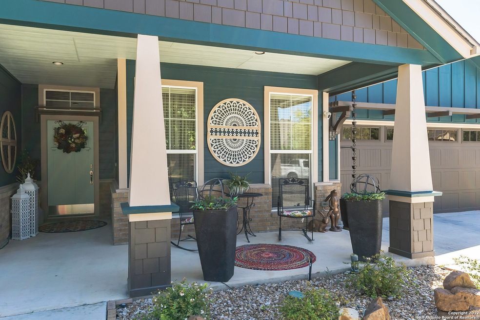 550 Melissa Ln, New Braunfels, TX 78130 - photo 1