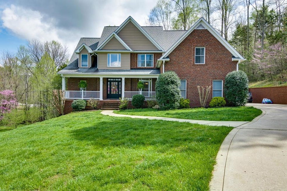 380 New Heritage Dr, Cookeville, TN 38506 - photo 1