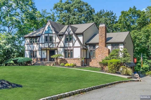 90 Alder Ave, Wayne, NJ 07470 - photo 1