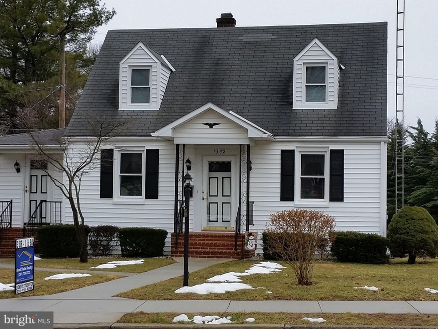 1332 Fairchild Ave, Hagerstown, MD 21742 - photo 1