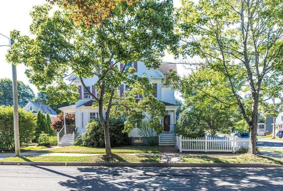 112 Lincoln Ave unit 2, Portsmouth, NH 03801 - photo 1