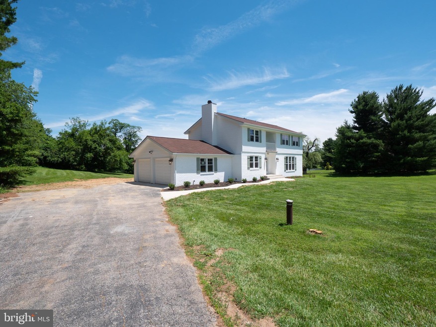 3 Hunter Lake Ct, Upperco, MD 21155 - photo 1