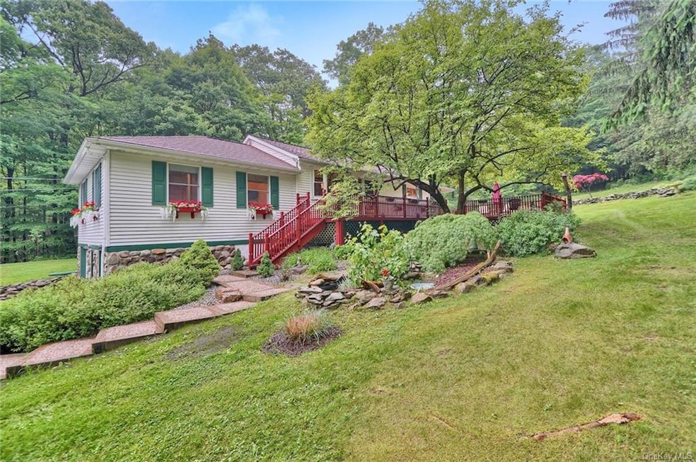 5 Starwood Ln, Highland Mills, NY 10930 - photo 1