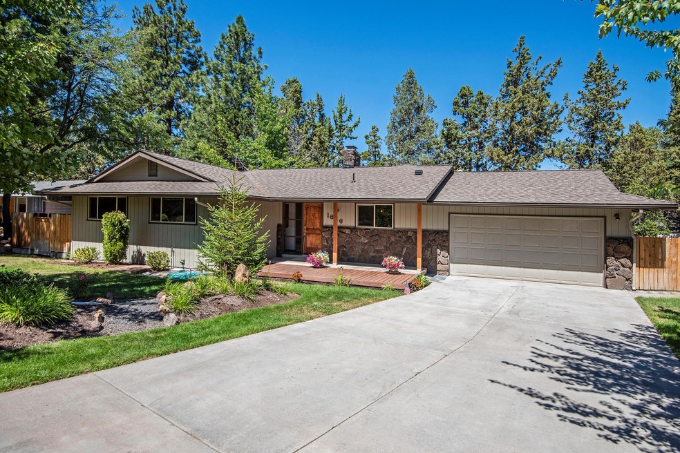 1686 NE Northview Dr, Bend, OR 97701 - photo 1