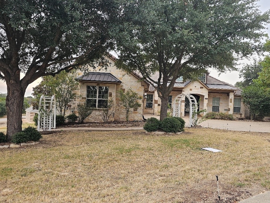 6305 Carnegie Ct, Cleburne, TX 76033 - photo 1