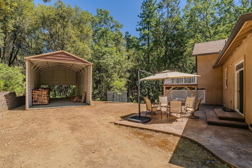 For Sale $674,900 • Co-Listing Agent