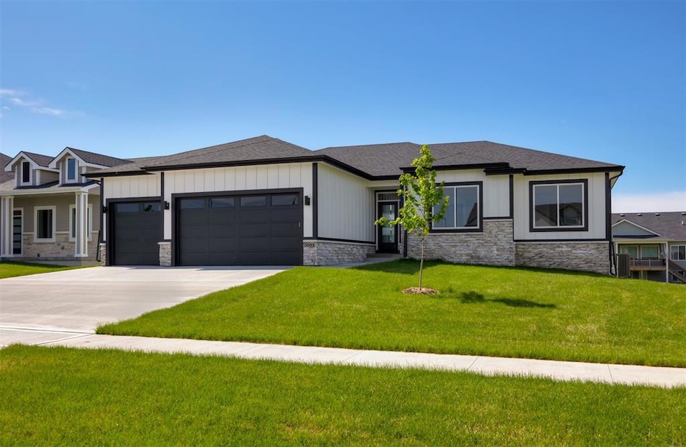 3601 NE 12th St, Ankeny, IA 50021 - photo 1