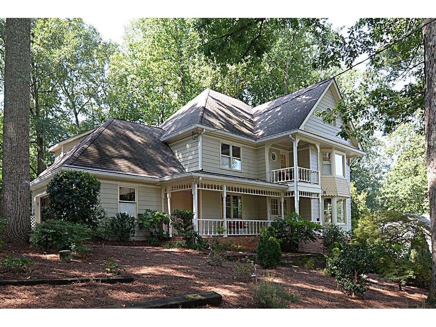 Gorgeous two story Victorian style home on a cul-d