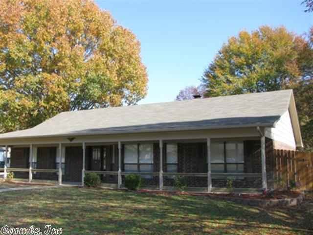 2 S Hampton Dr, Conway, AR 72034 - photo 1