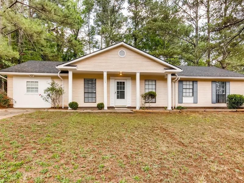 5883 Poplin Ct, Lithonia, GA 30058 - photo 1