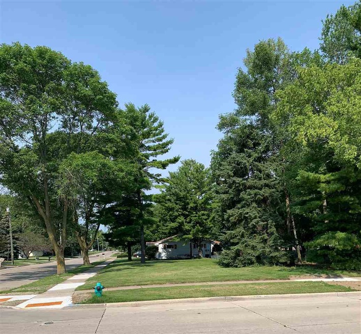 Corner Lot